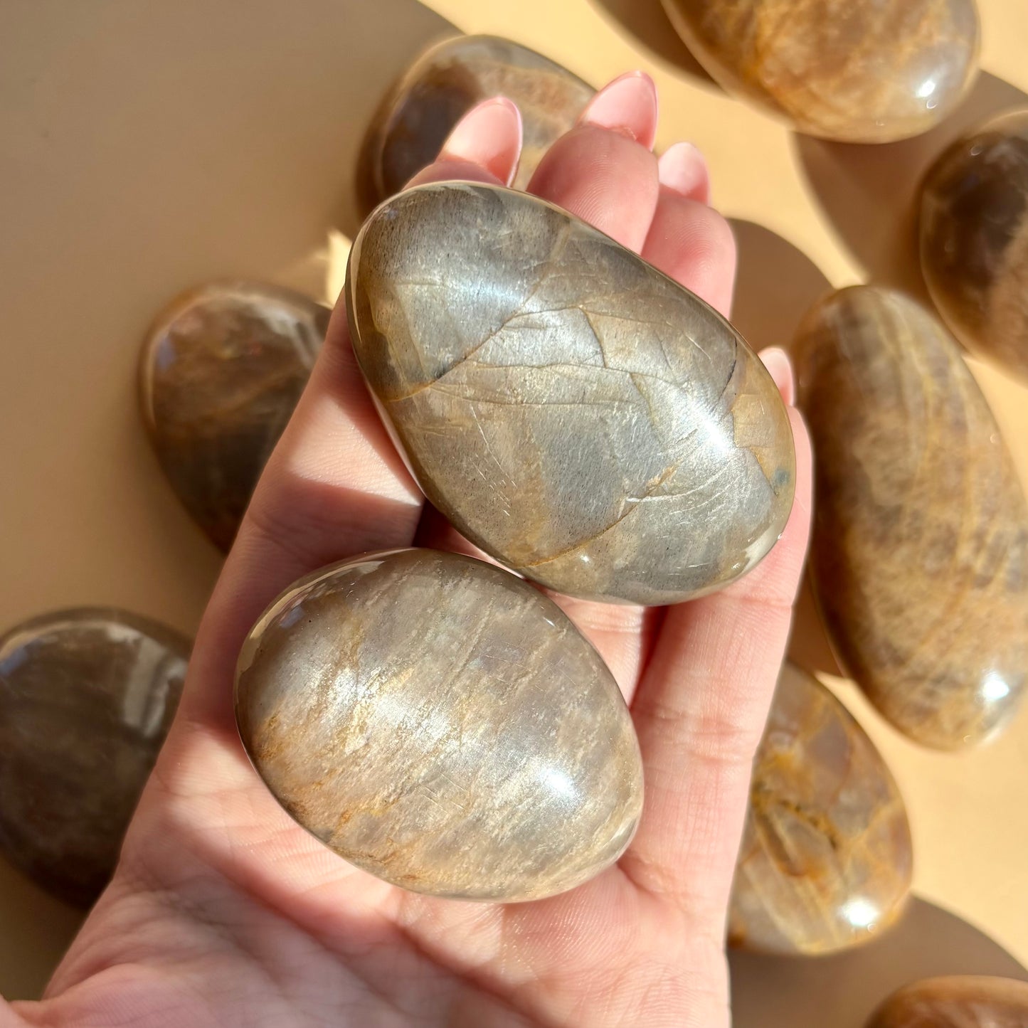 SUNSTONE MOONSTONE PALMSTONE