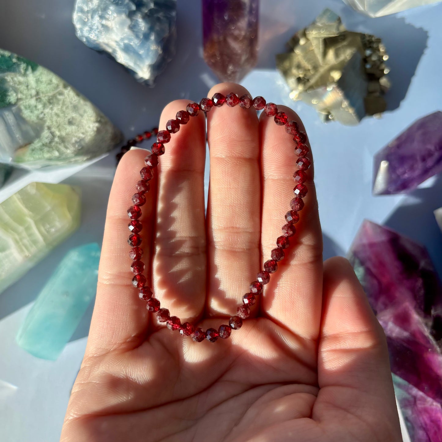 GARNET BRACELET - FACETED