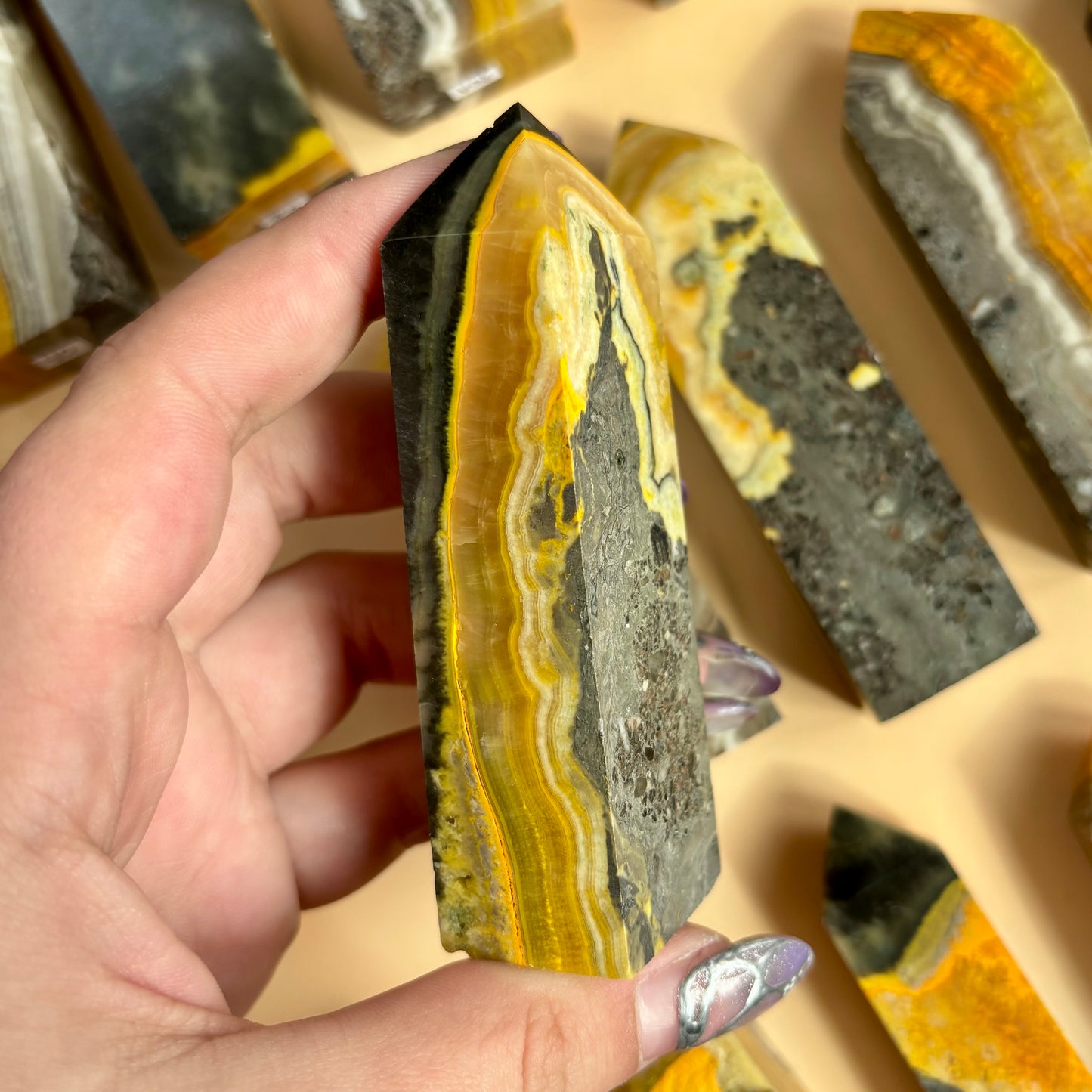 BUMBLEBEE JASPER TOWER