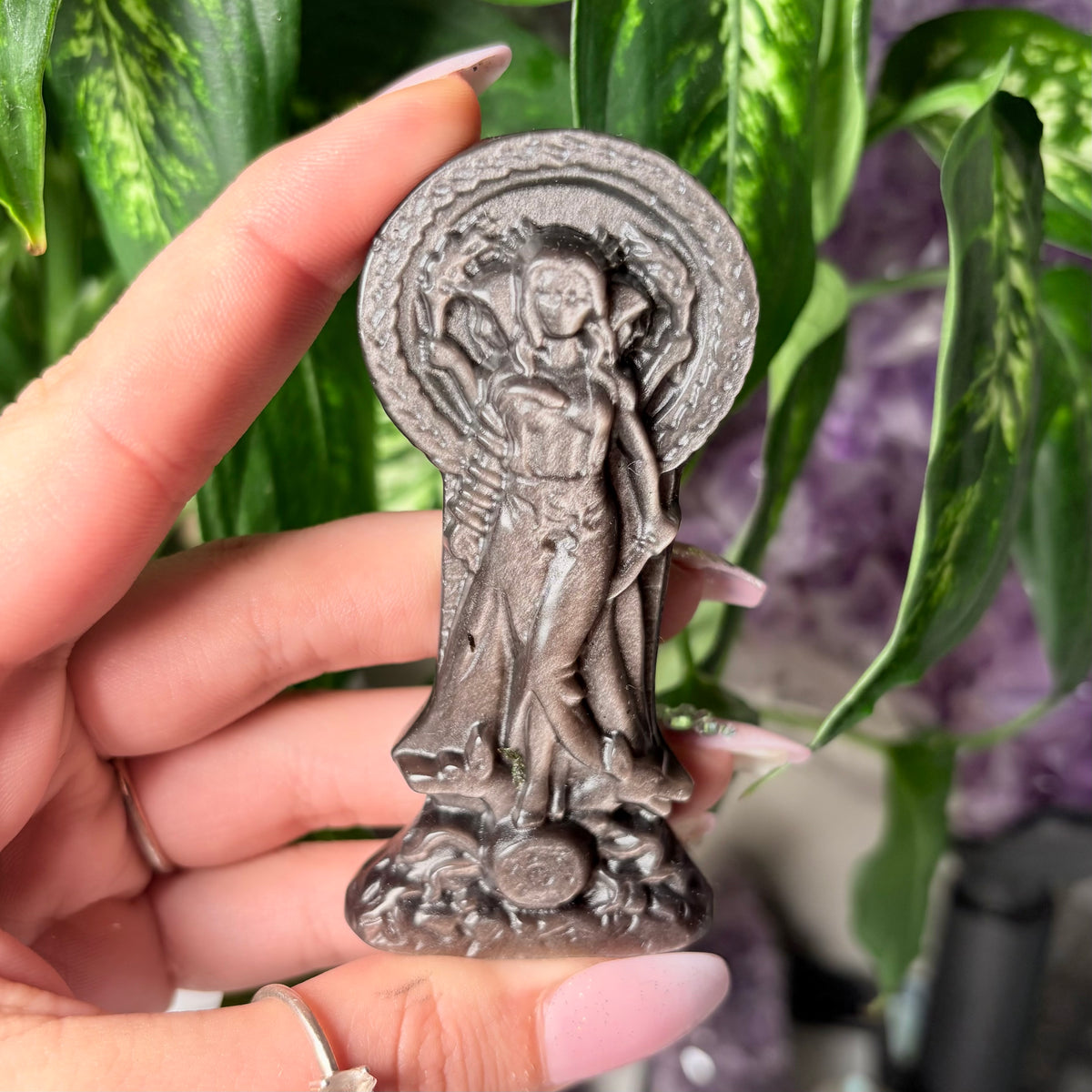 SILVER SHEEN OBSIDIAN HECATE
