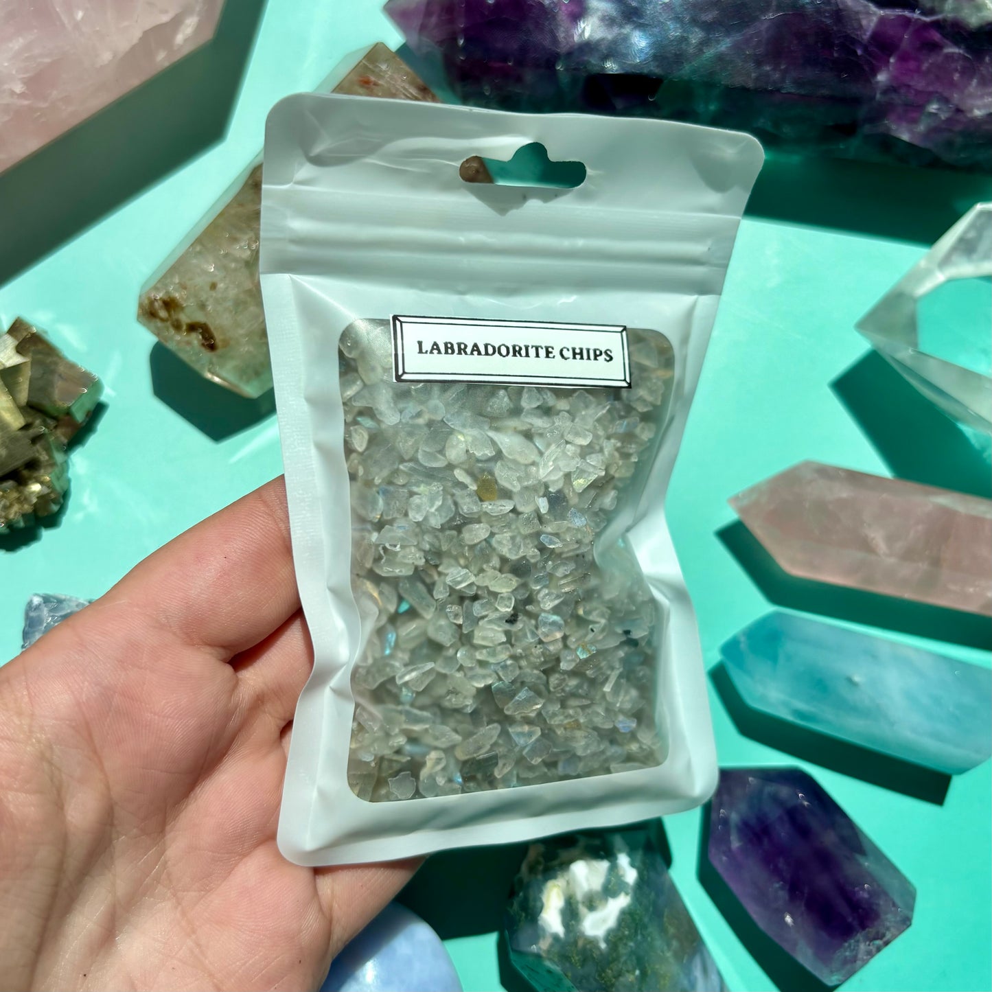 LABRADORITE CHIPS - (100g)