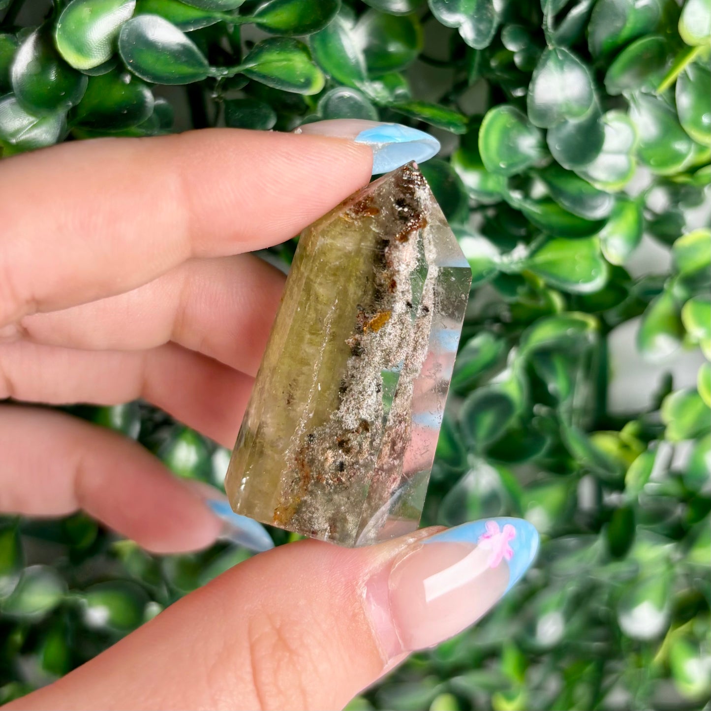 GARDEN QUARTZ TOWERS