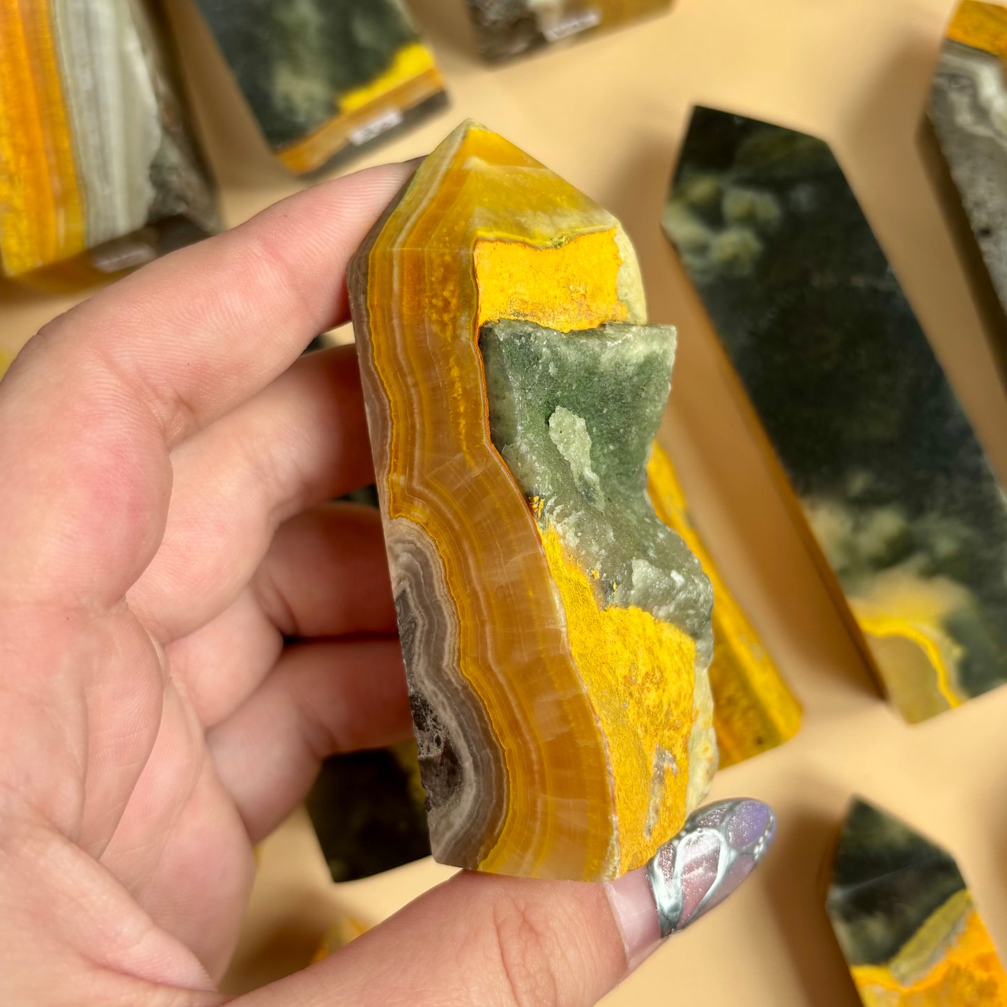 BUMBLEBEE JASPER TOWER