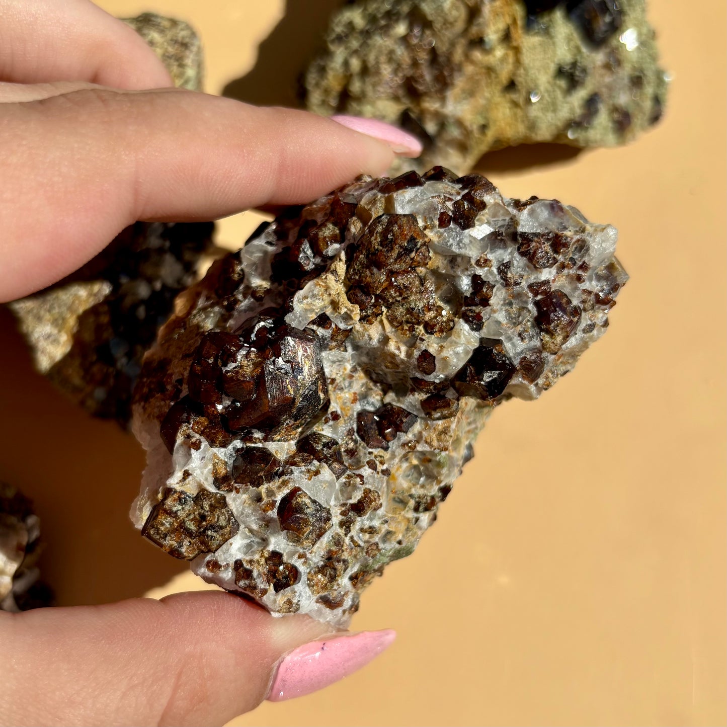 GARNET SPECIMENS