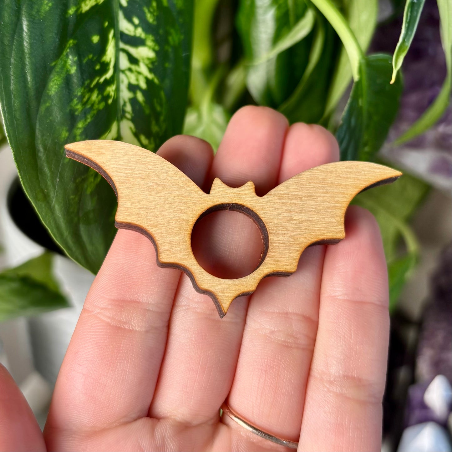 SPHERE STAND - BAT #2