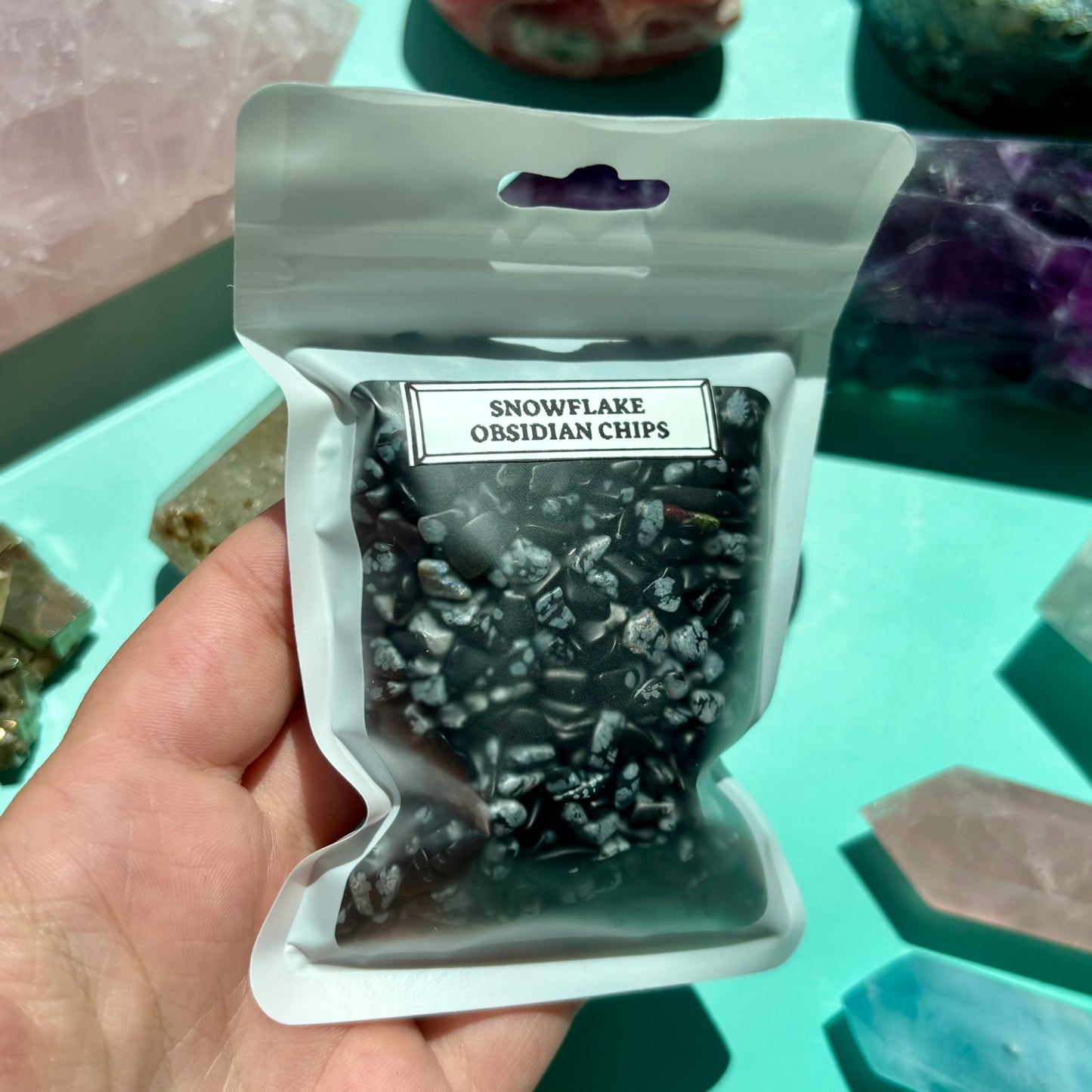 SNOWFLAKE OBSIDIAN CHIPS - (100g)
