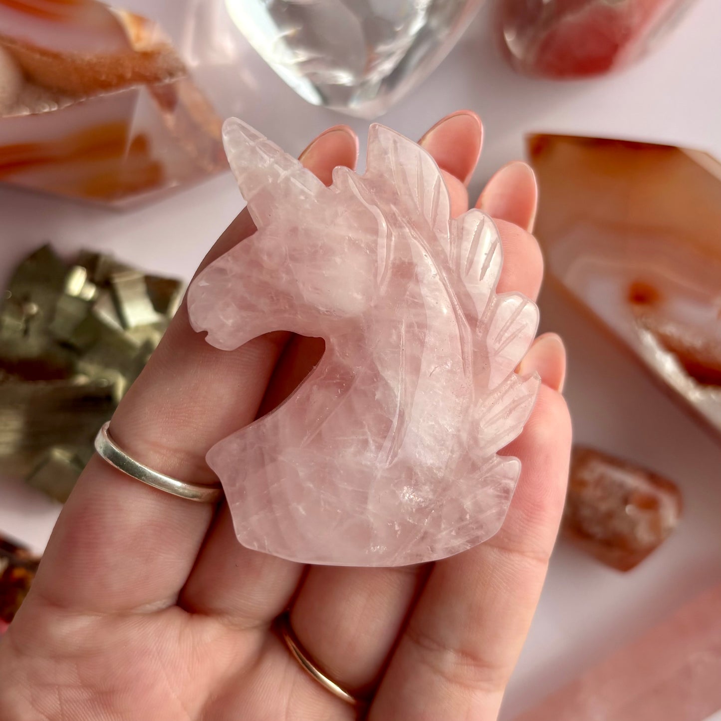 ROSE QUARTZ UNICORN