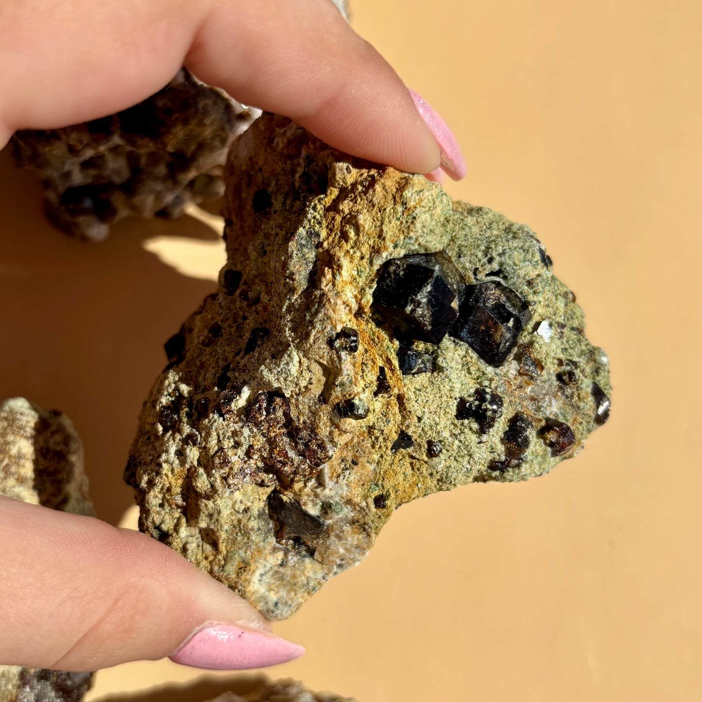GARNET SPECIMENS