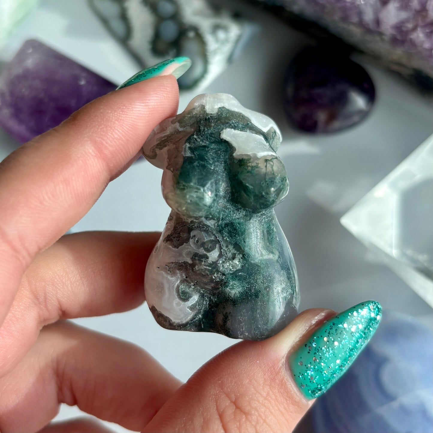 MOSS AGATE CURVY GODDESS