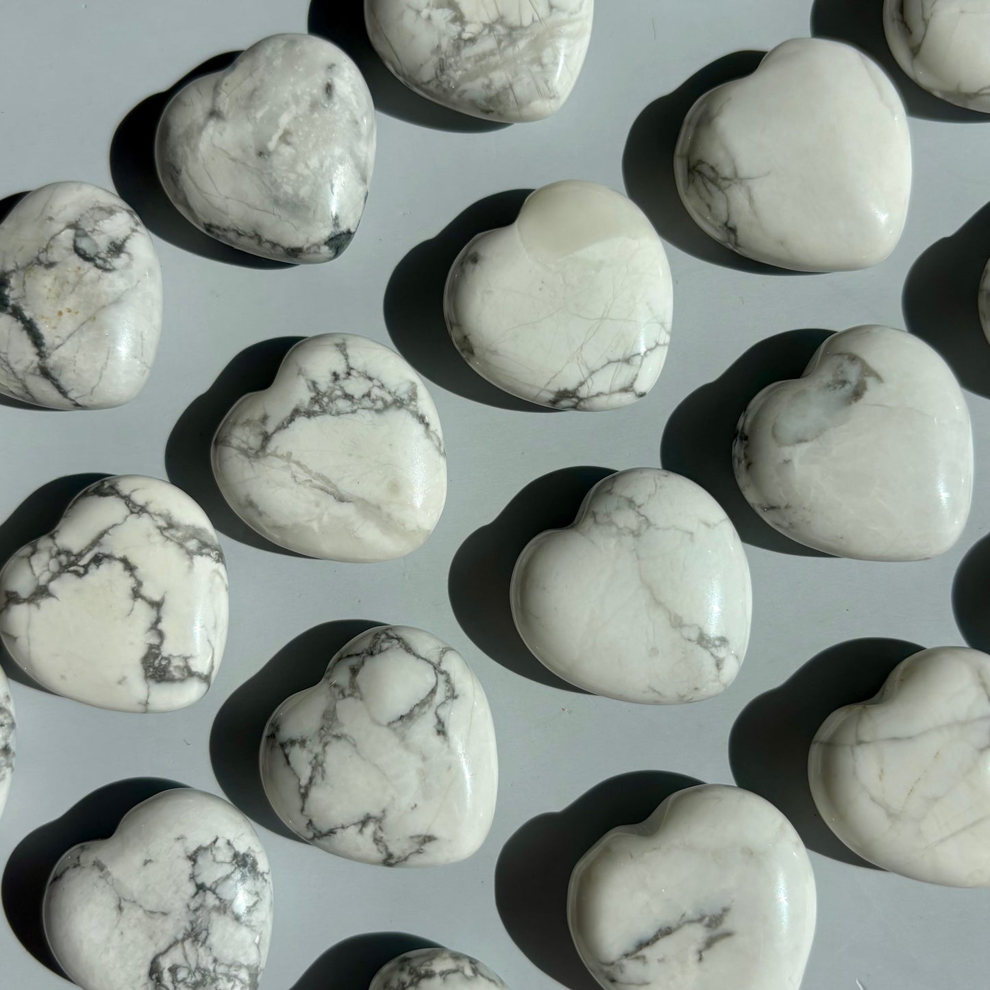 HOWLITE HEART