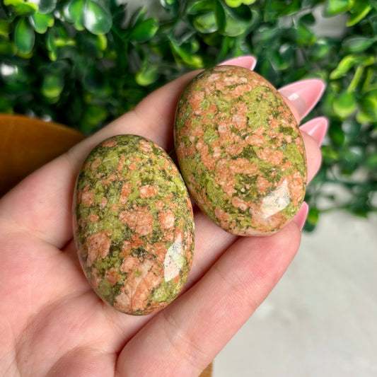 UNAKITE PALMSTONE