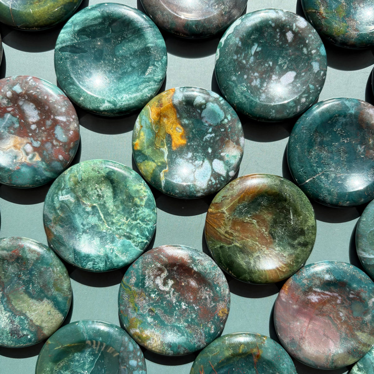MOSS AGATE WORRYSTONE - ROUND