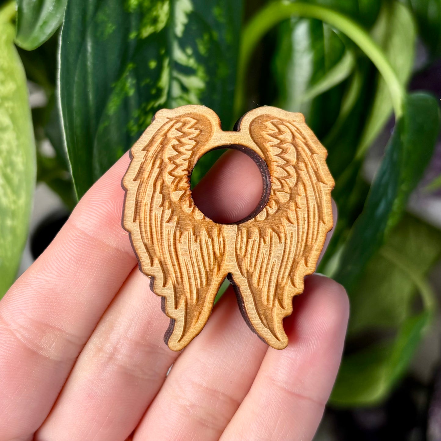 SPHERE STAND - ANGEL WINGS #1