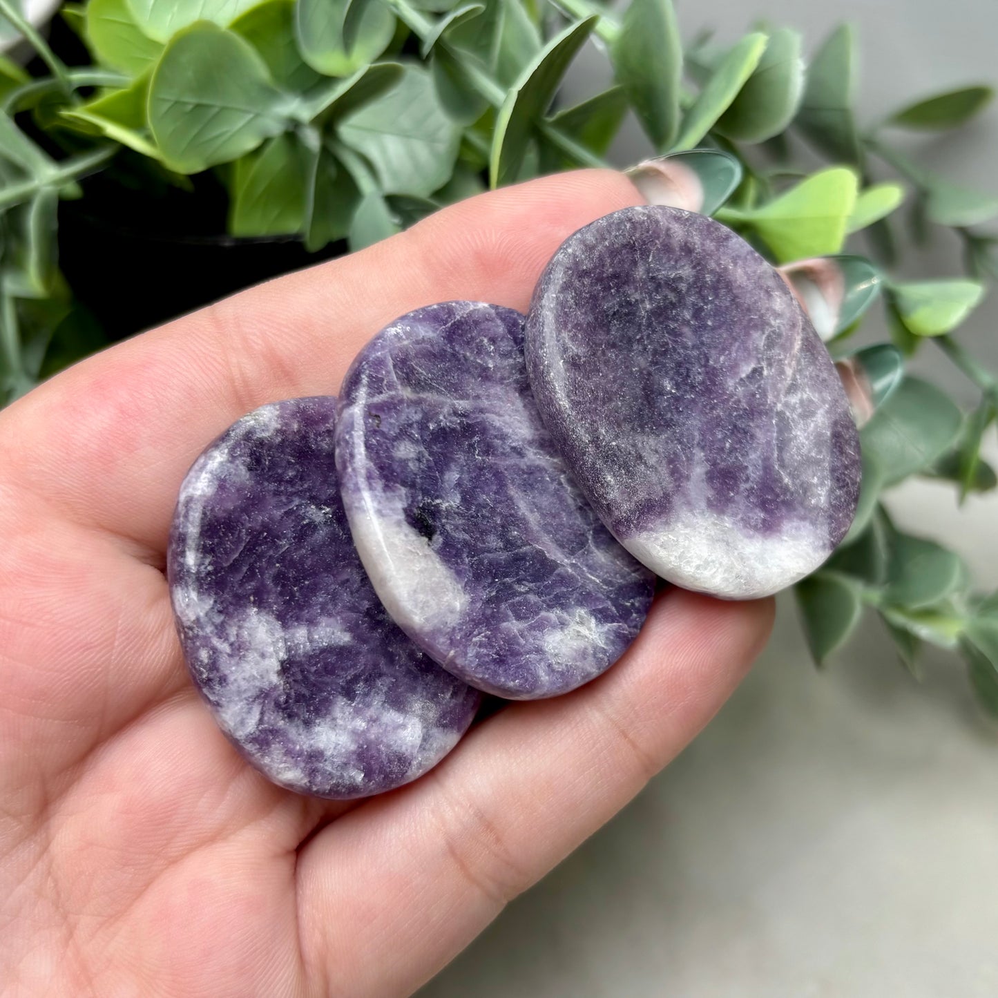 LEPIDOLITE WORRYSTONE