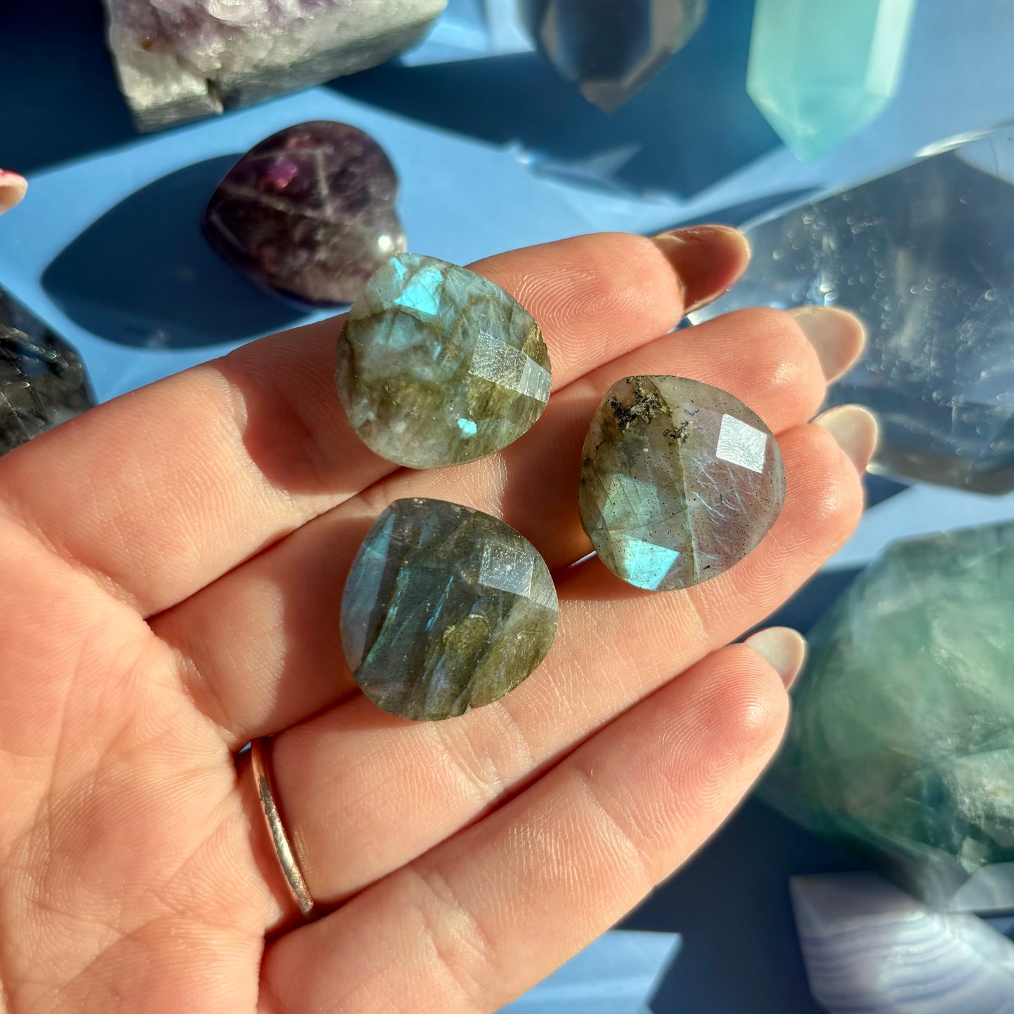 FACETED LABRADORITE GEM