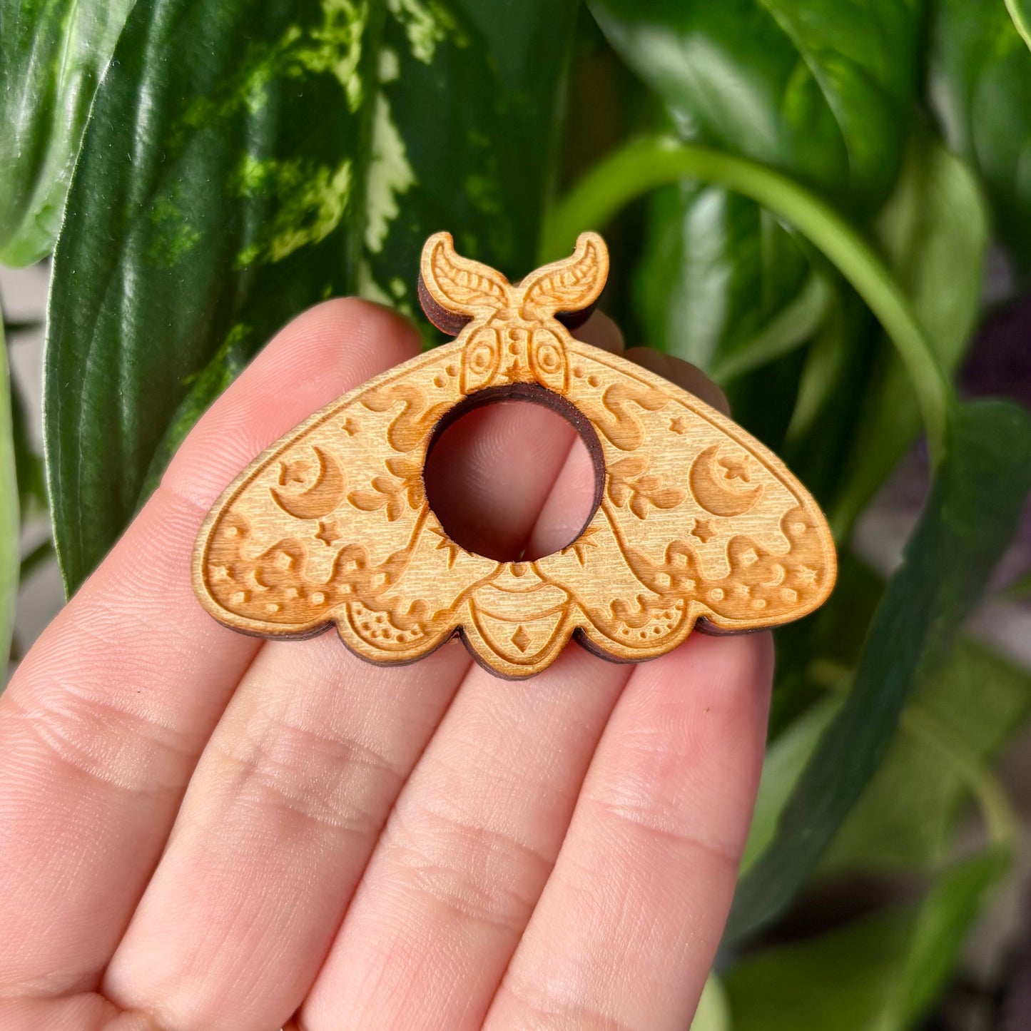 SPHERE STAND - MOTH
