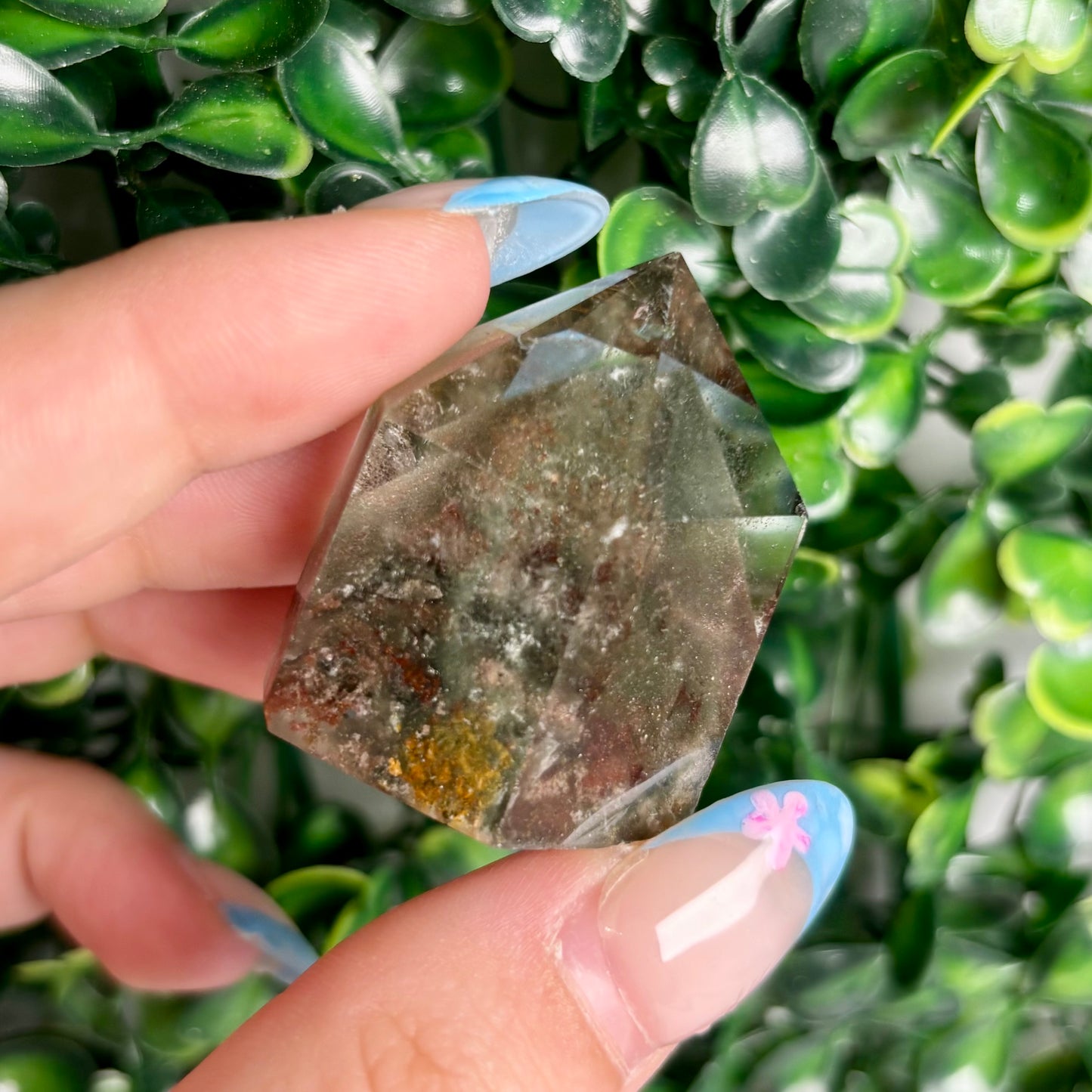 GARDEN QUARTZ TOWERS
