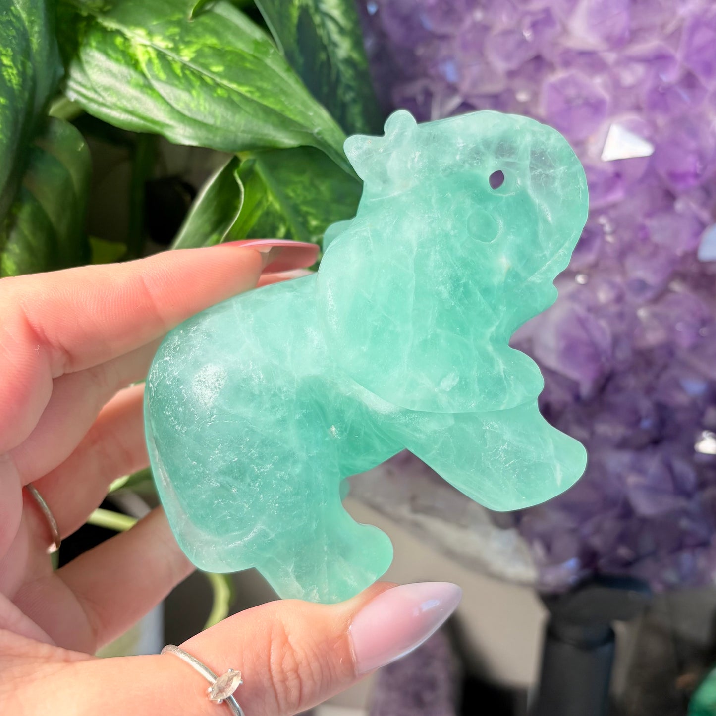 FLUORITE ELEPHANT
