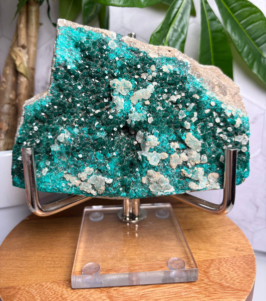 DIOPTASE SPECIMEN (COLLECTORS PIECE)