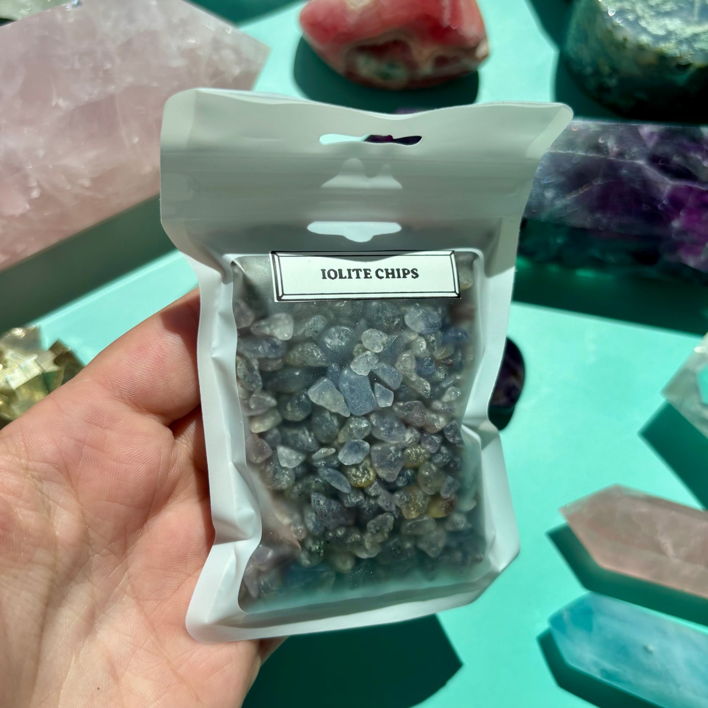 IOLITE CHIPS - (100g)