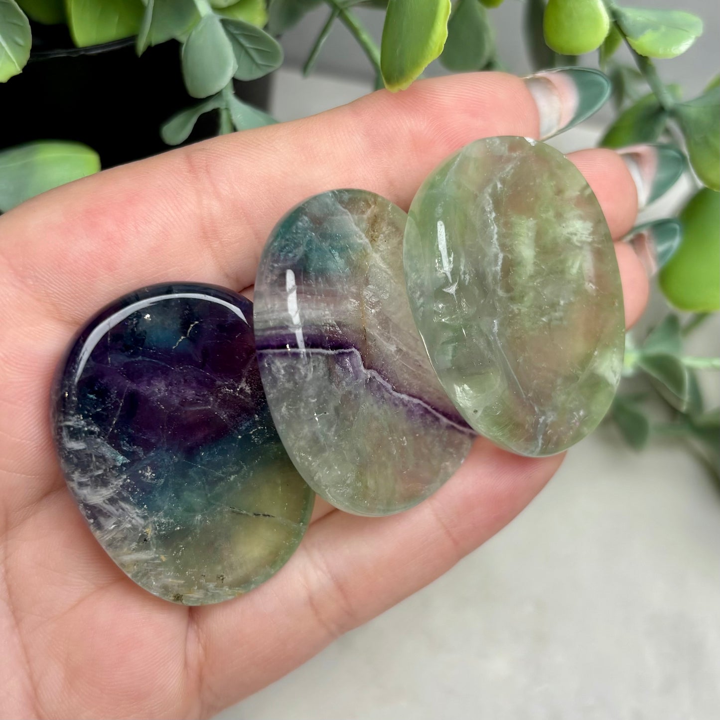FLUORITE WORRYSTONE