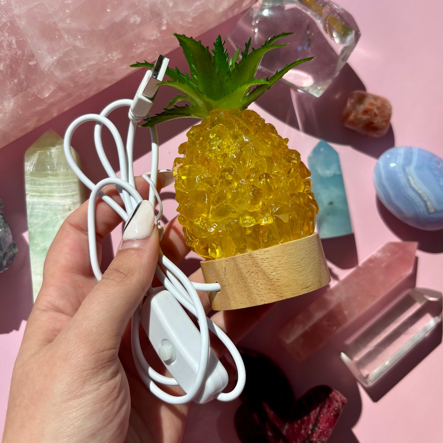 CITRINE PINEAPPLE LAMP