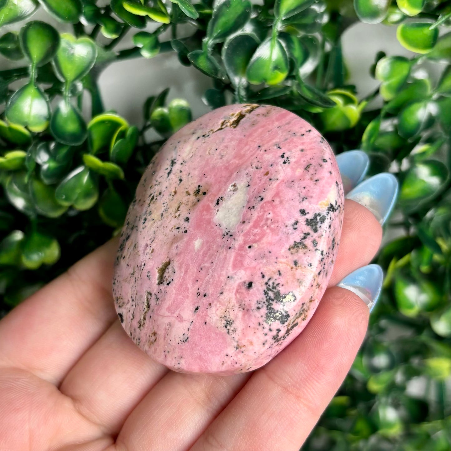 RHODONITE PALMSTONES