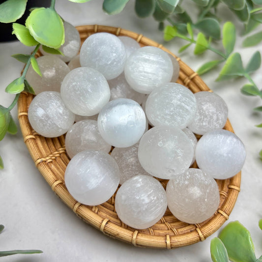 SELENITE TUMBLE