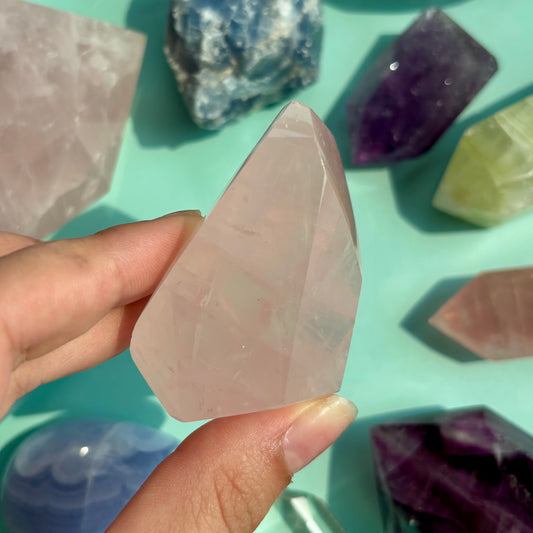 ROSE QUARTZ GUSHERS