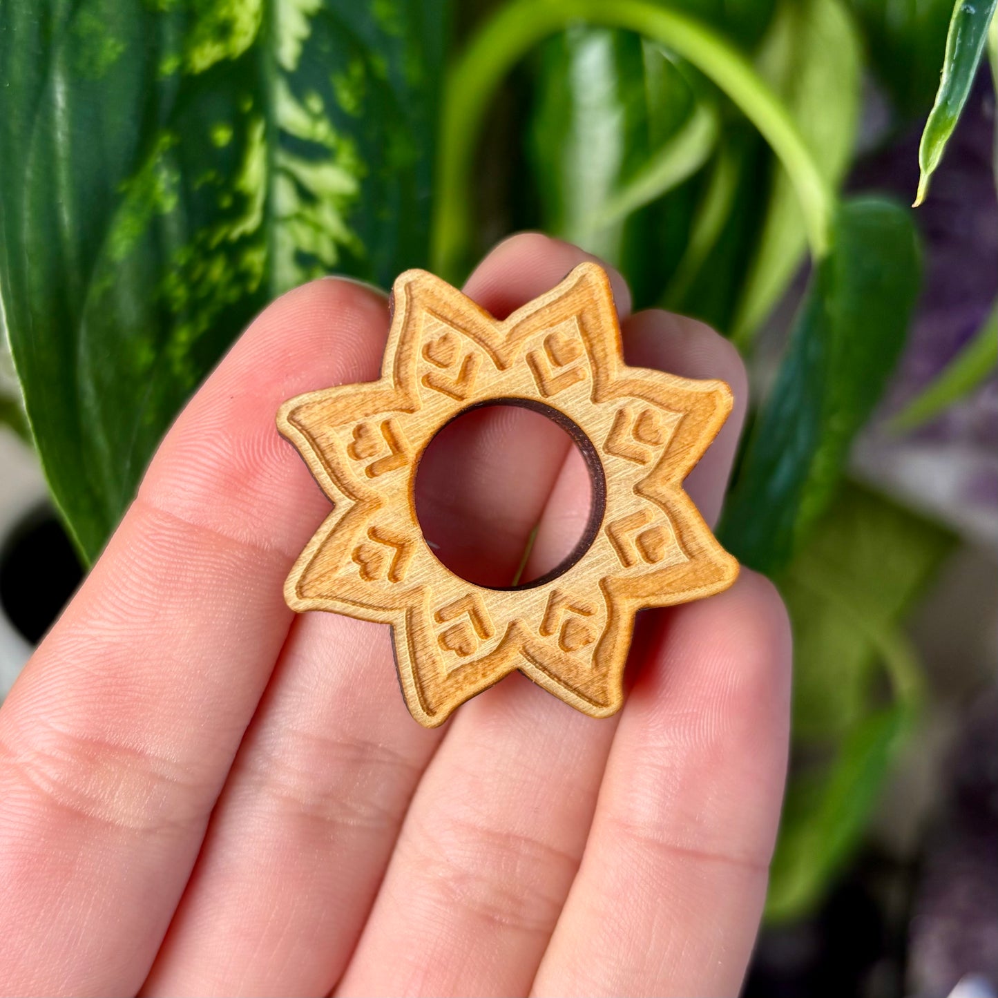 SPHERE STAND - DETAILED FLOWER #5