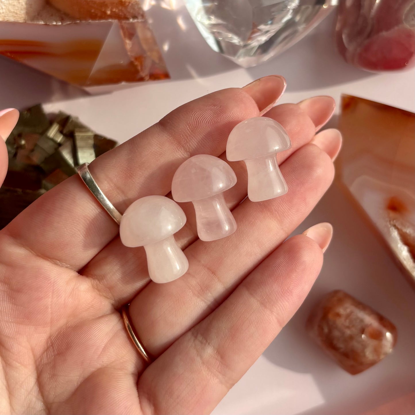ROSE QUARTZ MUSHROOM - SMALL
