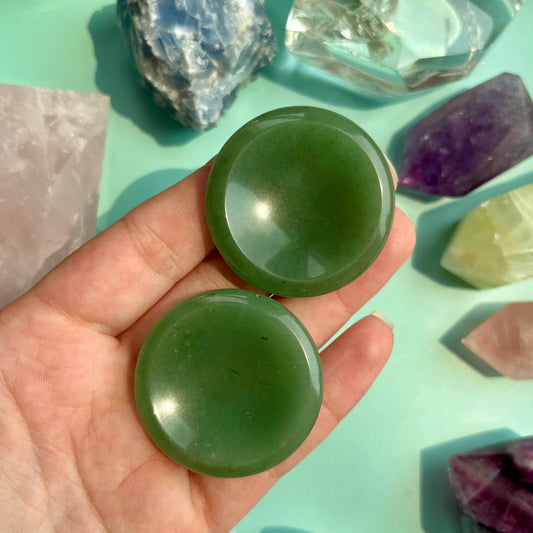 GREEN AVENTURINE ROUND WORRYSTONE
