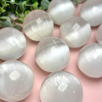 SELENITE SPHERES