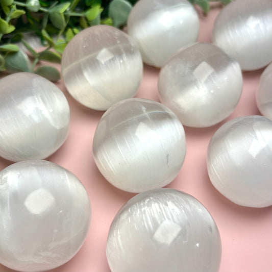 SELENITE SPHERES