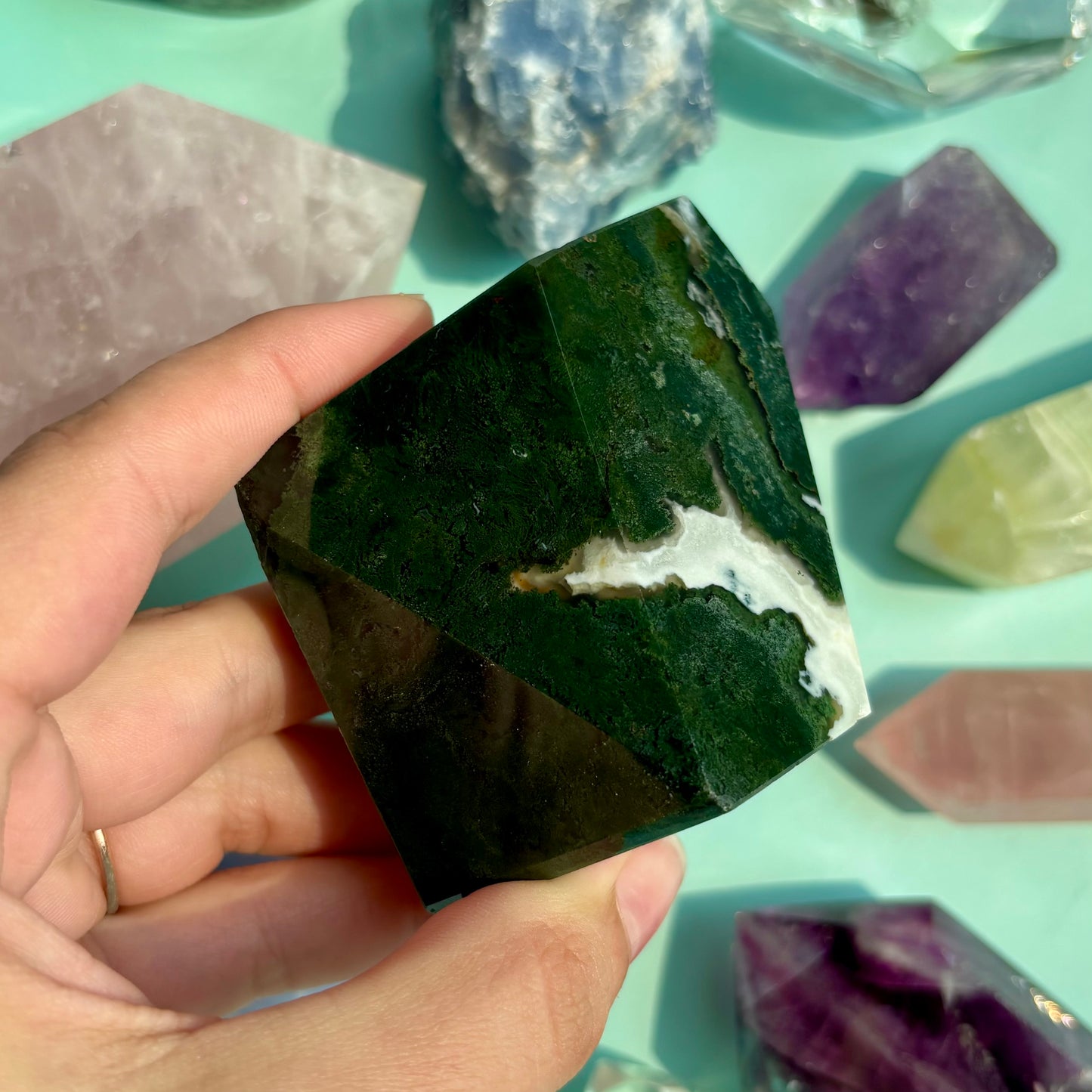 MOSS AGATE GUSHERS