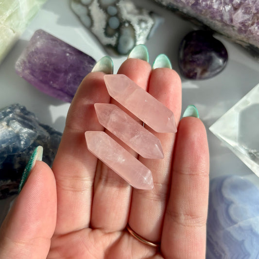 ROSE QUARTZ DOUBLE TERMINATED POINT