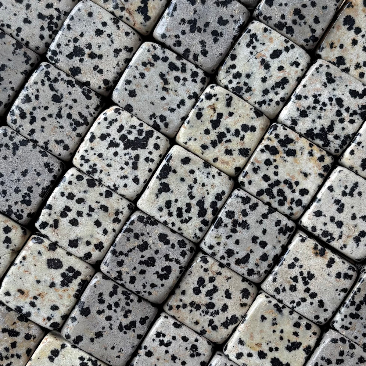 DALMATIAN JASPER CUBES
