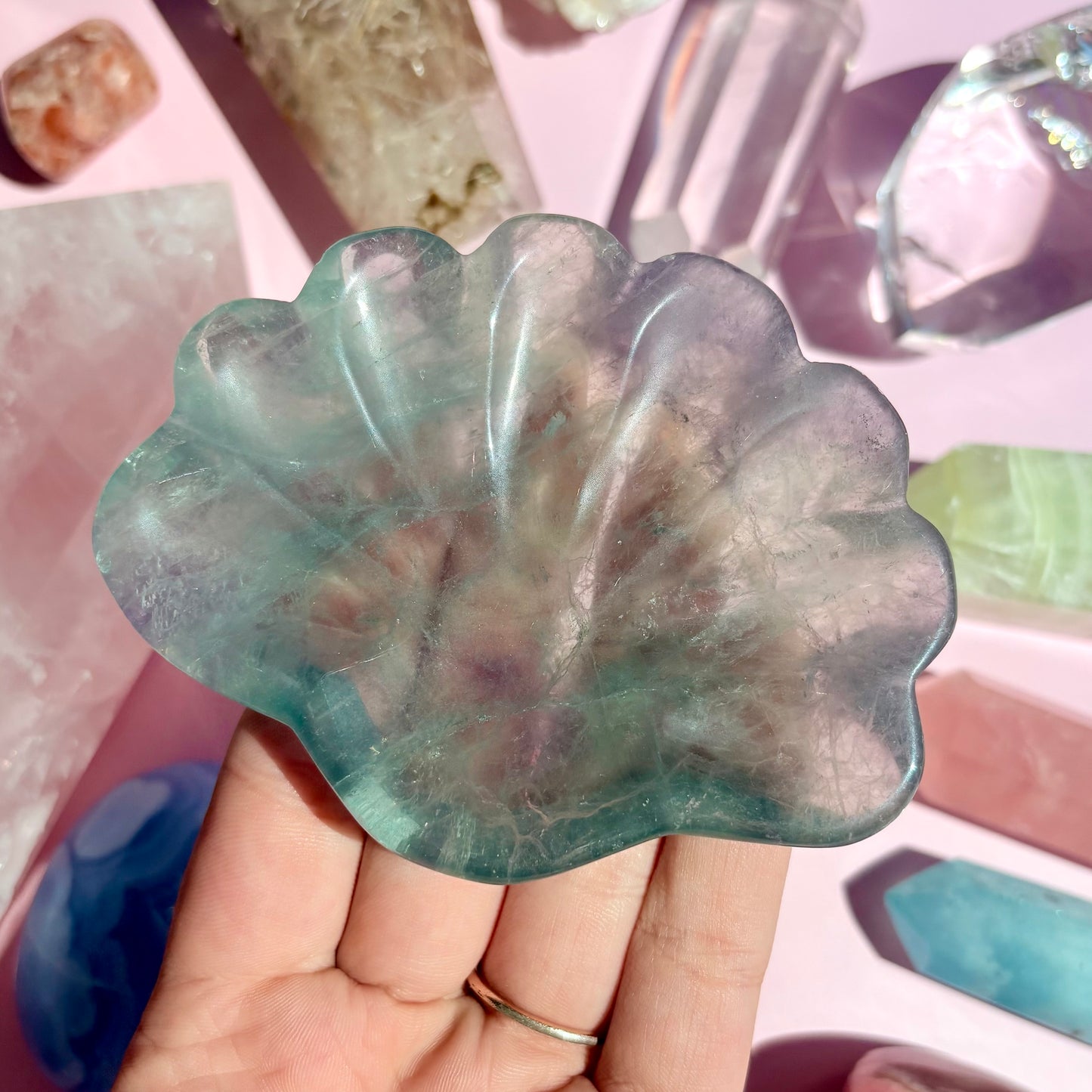 FLUORITE SHELL BOWL