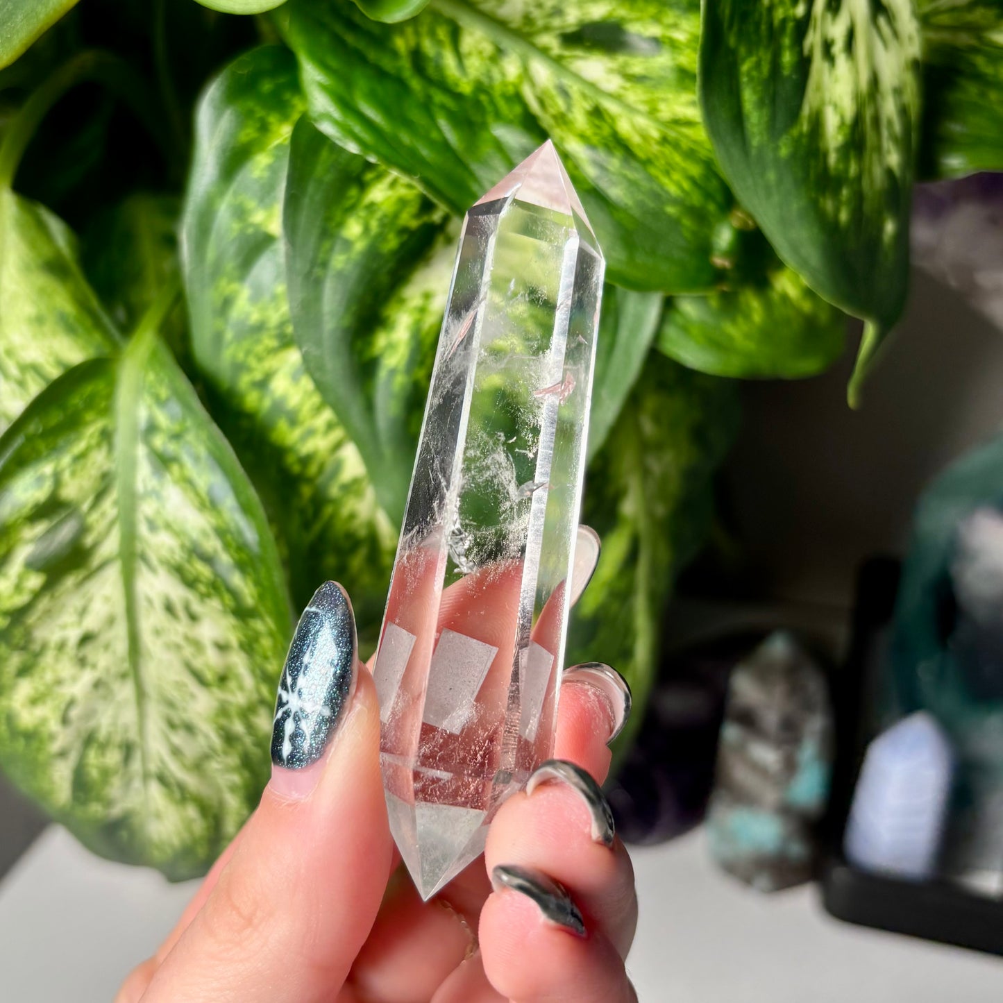 CLEAR QUARTZ DOUBLE TERMINATED POINTS