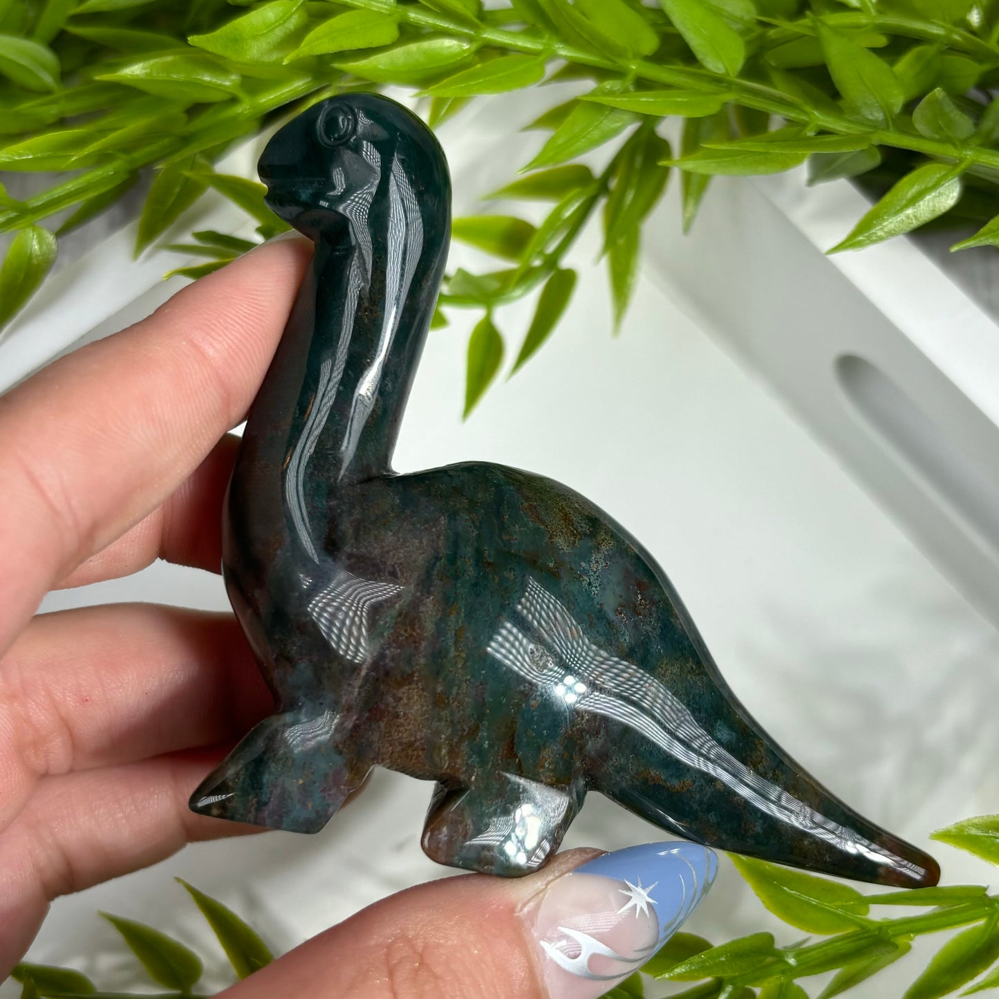 MOSS AGATE DINOSAUR