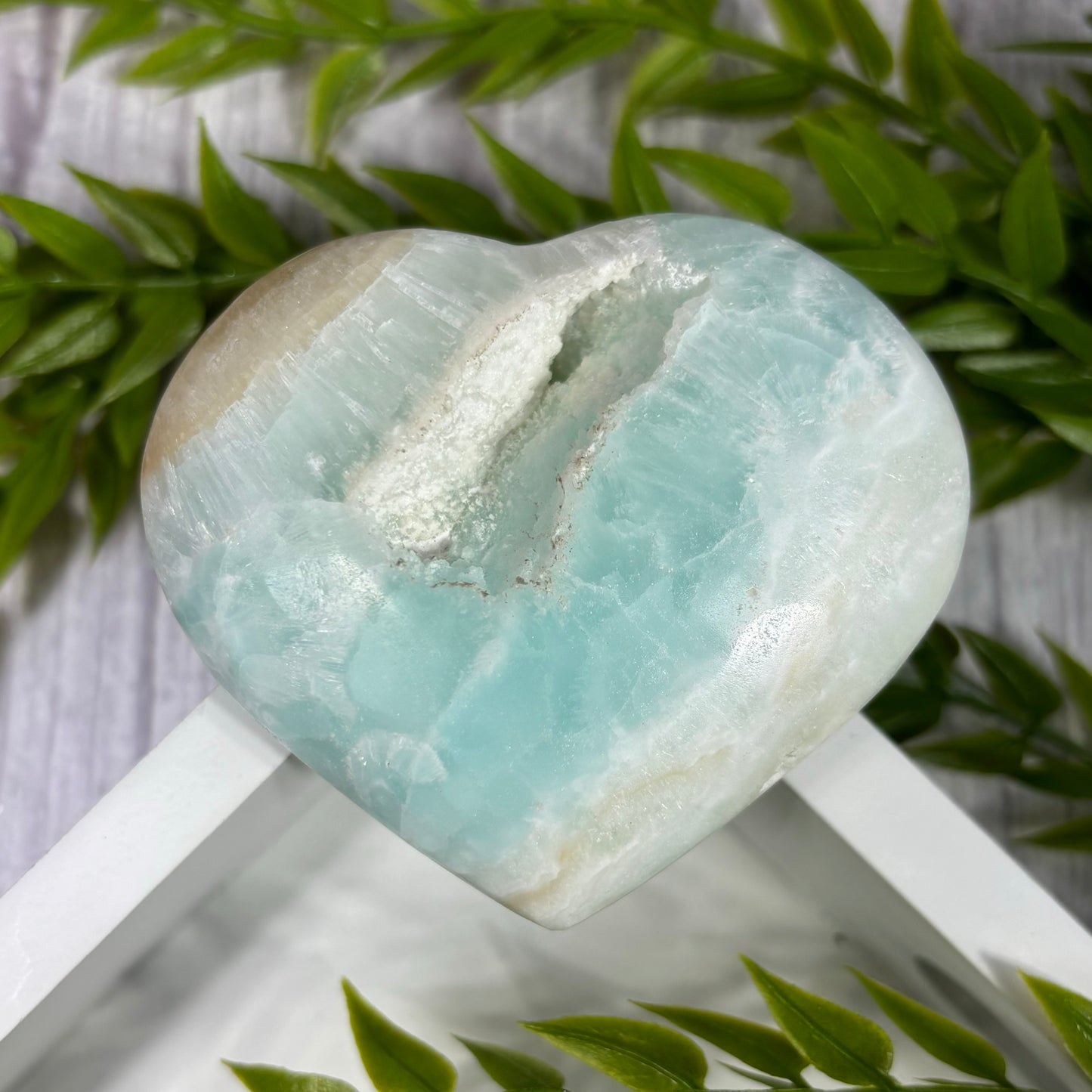 CARIBBEAN CALCITE HEART