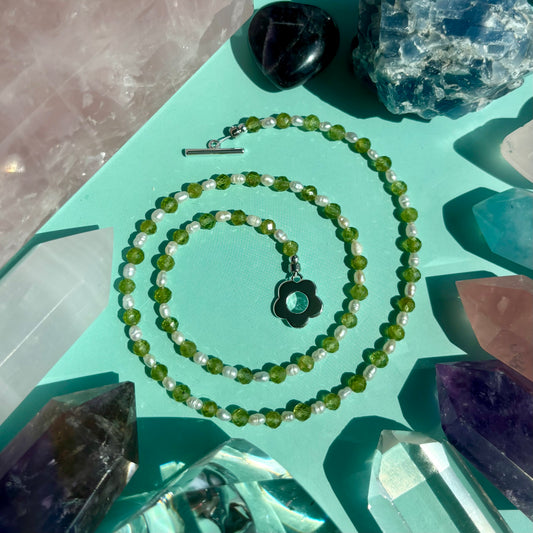 PERIDOT + PEARL NECKLACE