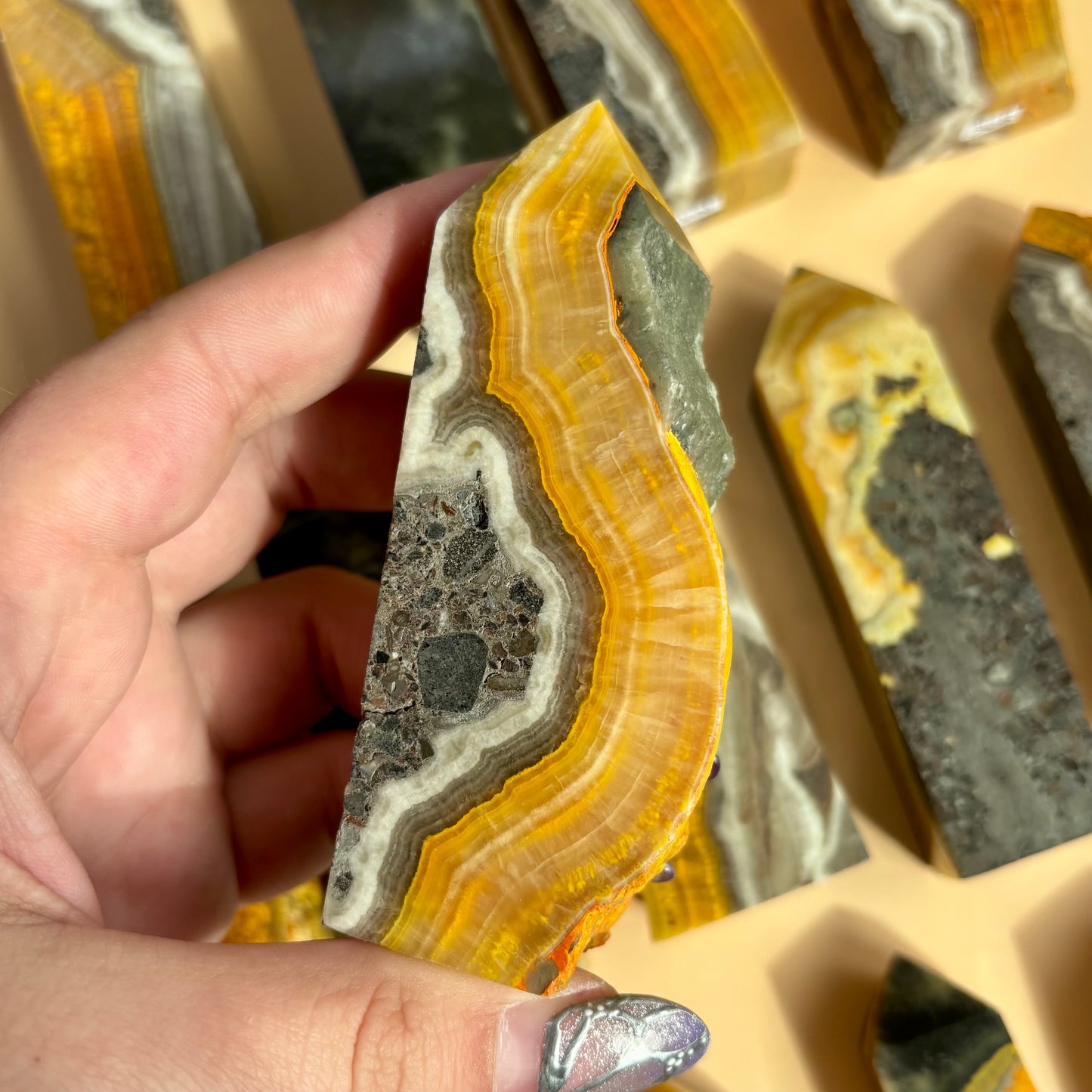 BUMBLEBEE JASPER TOWER