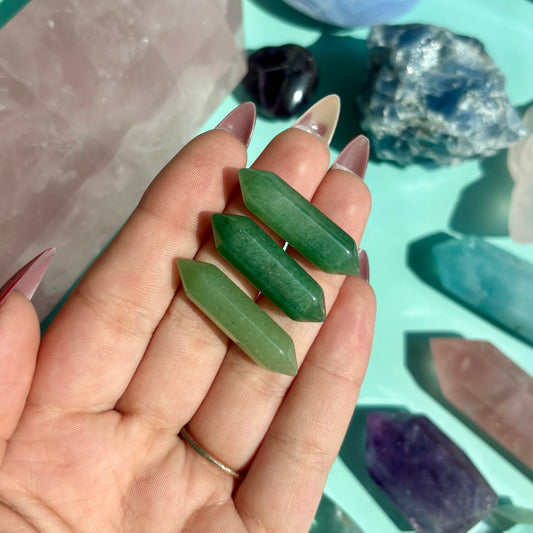 GREEN AVENTURINE DOUBLE TERMINATED POINT - MINI