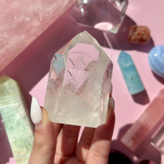 CLEAR QUARTZ TOWER - 21
