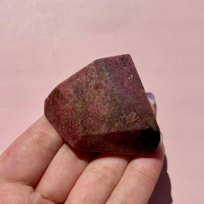 RHODONITE GUSHERS