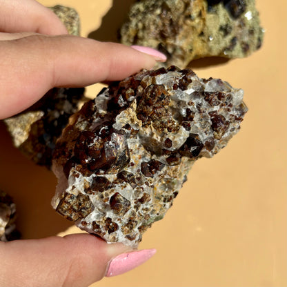 GARNET SPECIMENS