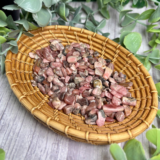 RHODOCHROSITE (HIGHER QUALITY) CHIPS - 100 GRAMS