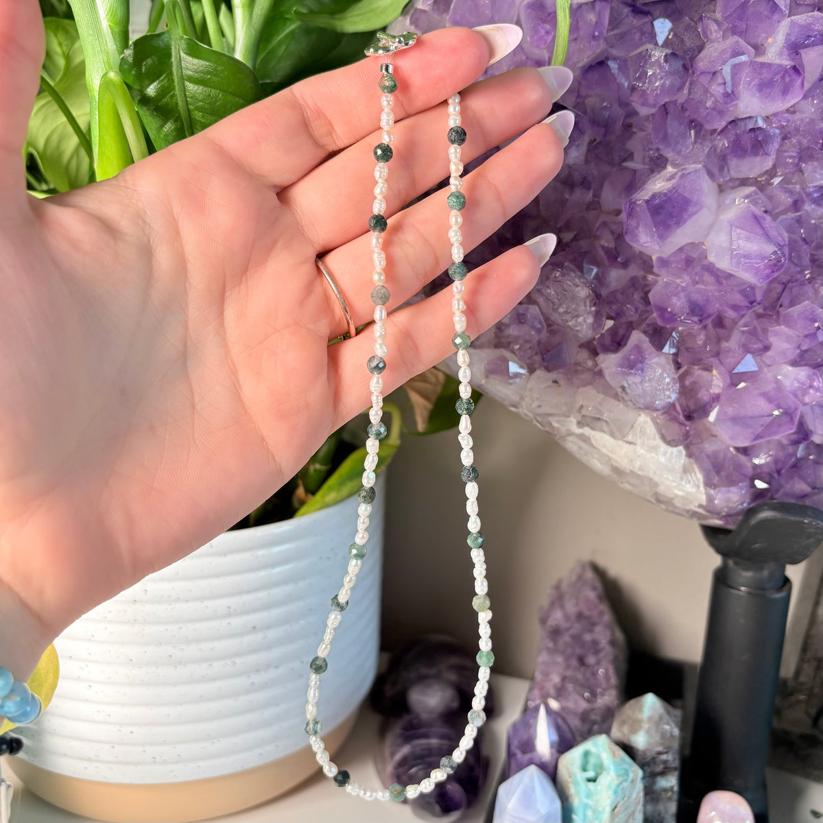 MOSS AGATE + TRIPLE PEARL NECKLACE