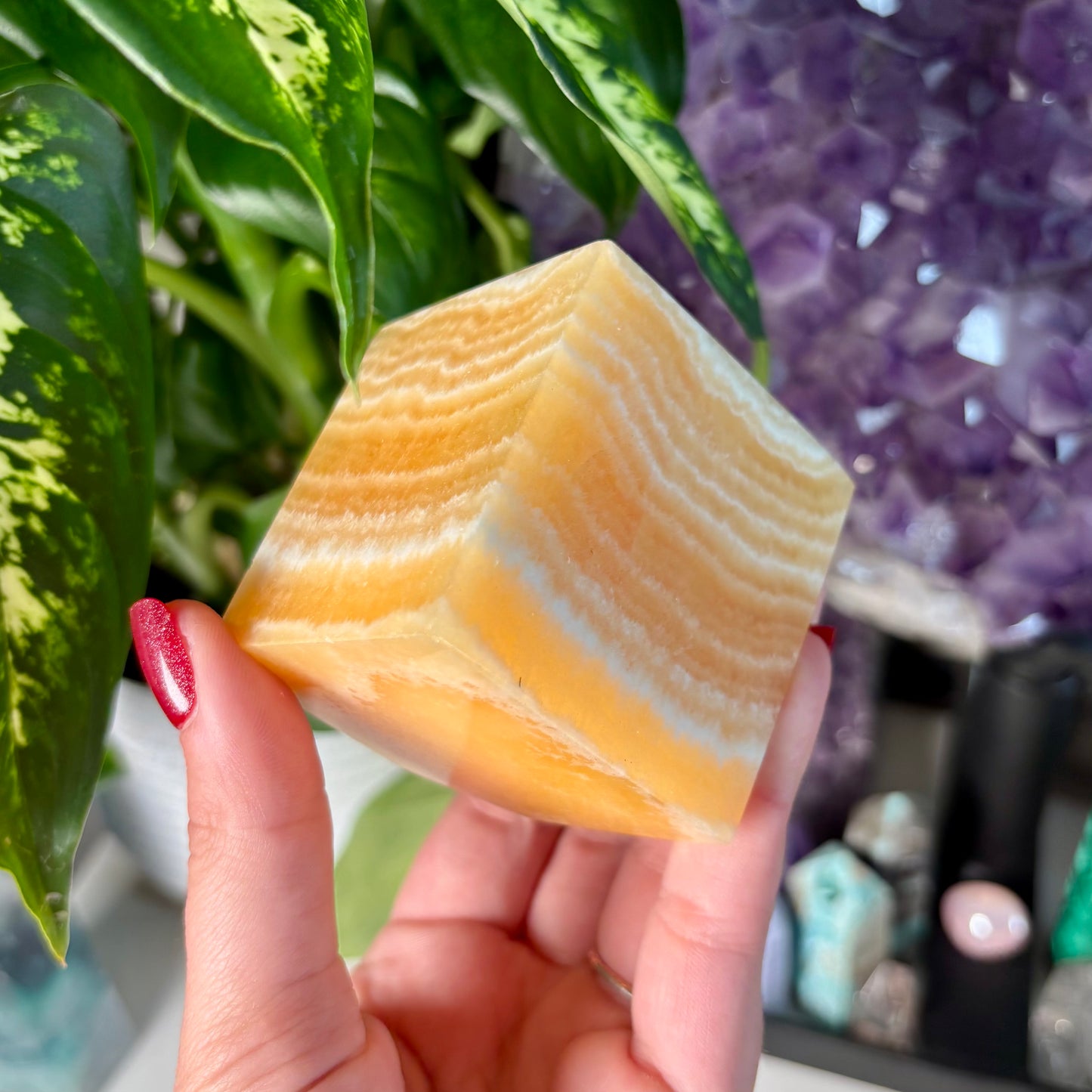 ORANGE CALCITE CUBES